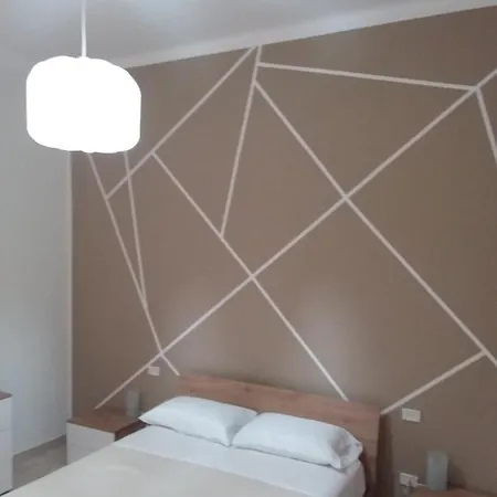 Independence House 71 巴里