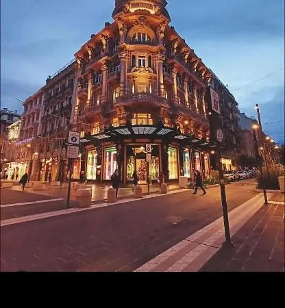 Independence House 71 公寓 巴里